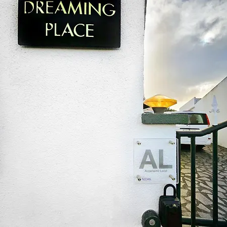 Dreaming Place - Al Лагоа